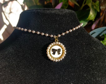 Pearl Choker: Dainty Bow Charm, Coquette Y2K Necklace