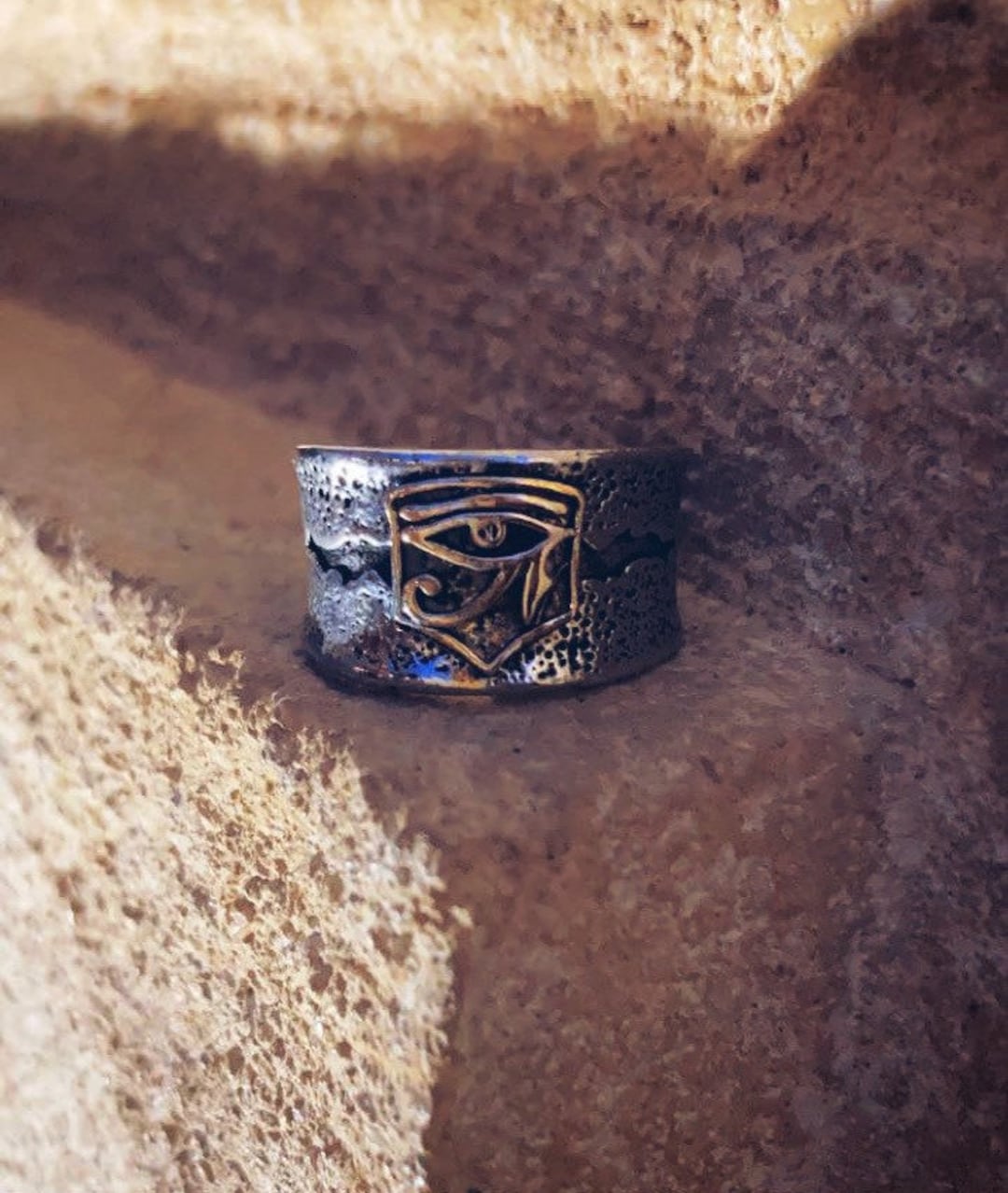 Eye of Horus Ring, NILE. Men's Ring, Egypt Jewelry, Men's Ring