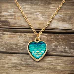 Heart necklace, love jewelry, heart charm, heart pendant, pendant necklace, wife gift, heart jewelry, girlfriend gift