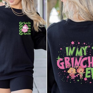 In meinem Grinsen Era Shirt, Grinchmas Shirt, Weihnachten Grinser Shirt, lustiges Weihnachtsera Shirt, Grinsera Sweatshirt, Winter Shirt