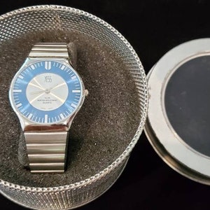 YESS Slim Stainless Steel Blue And Silver Dial Quartz Mens Watch "NOS"