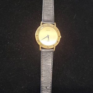 Vintage Gucci 18k RGP Quartz Mens Watch
