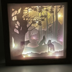 Wolf Lightbox 3D Svg Paper Art Shadowbox Wölfe Wildnis Light Box Digital Download Wölfe Mondlicht Schattenbox 3D Papier Shadowbox