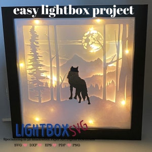 Loup 3D SVG | Loups solitaires Shadowbox | Modèle de fichiers de coupe Cricut | Boîte lumineuse Wilderness