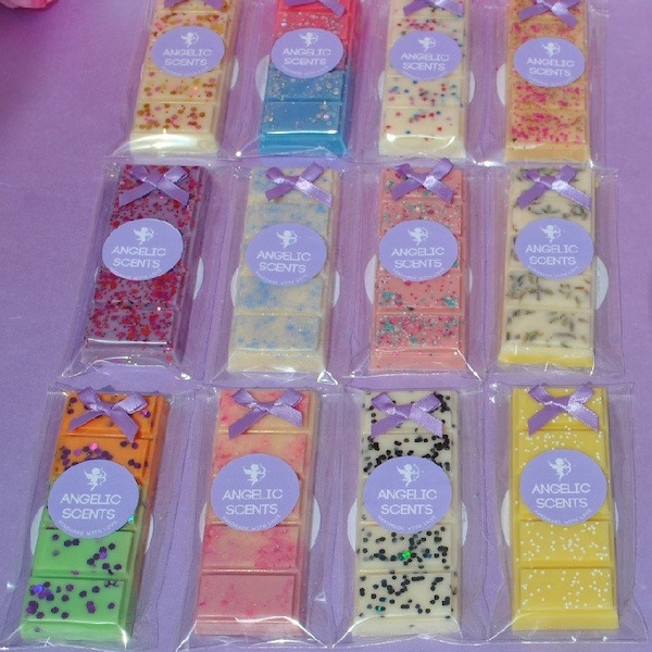 Strong Wax Melts, Snap Bar Soy Wax Melts which are highly scented and long lasting and come in a box for your wax warmer.