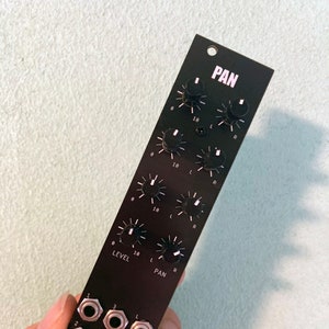 PAN * 4-2 eurorack mixer