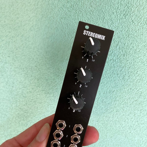 STEREOMIX - eurorack stereomixer