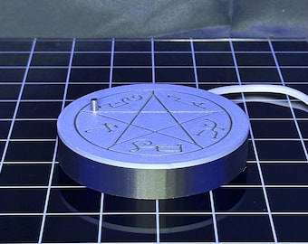 Magicians trap USB light up stand