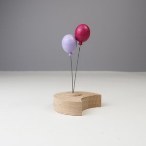 Fröhliche Luftballon-Stecker für Geburtstagskranz als nachhaltige Geburtstagsdeko fürs Geburtstagskind verschiedenen Farbkombinationen flieder/dunkelpink