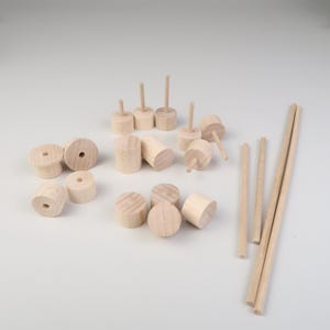 Standfuß für Steckfigur | Steckfüße und Stäbe für DIY Projekt | Halterung passend für Geburtstagsring | Holzzapfen für Jahreszeitentisch