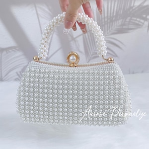 Custom Pearl Clutch, Bridal Pearl Handbag, Off White Wedding Purse, Bride Gift, Evening Bag for Bride, Engraved Wedding Clutch, Beaded Purse