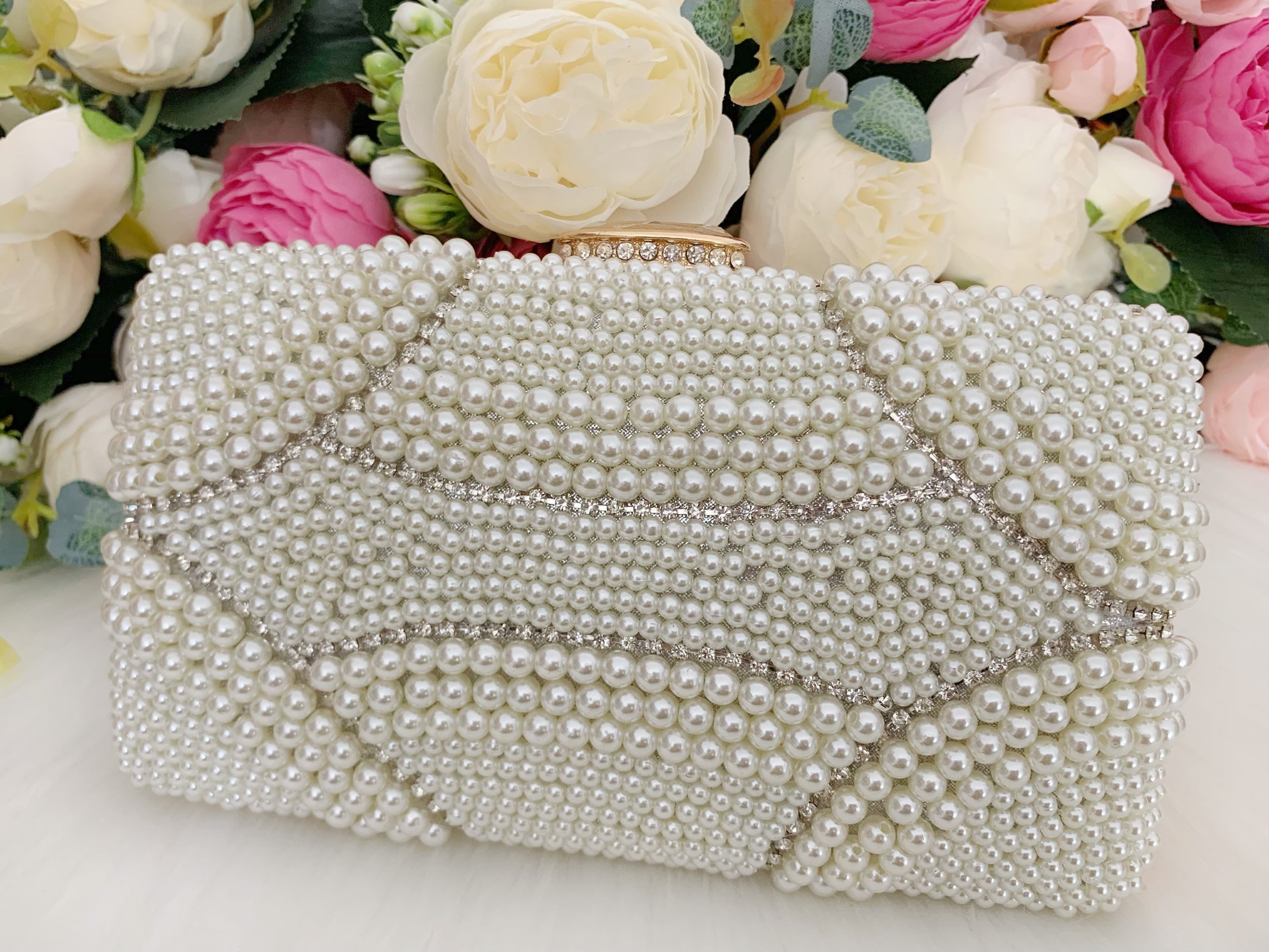 Designer Handmade Flower Pearl Clutch Purse | WAAMII