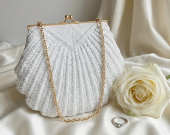 Engraved Bridal Clutch, Shell Shaped Beaded Bag, Personalized Wedding Clutch, Bridal Clutch, Couture White Bead Bag, Art Deco Bride Purse