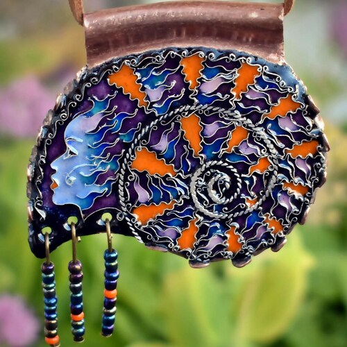 昼と夜 - 七宝焼きの顔 - Etsy 日本