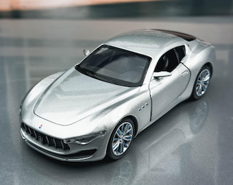 Maserati Alfieri | Lizenzierte Diecast Maserati Model Car | 1/36 Maßstab | Geschenk