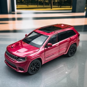 Jeep Grand Cherokee | Licensed Diecast Model Car | Vintage Model Car | Scale 1:32 | Die-Cast Model | Gift