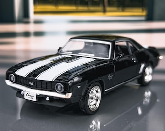 1969年式シボレー・カマロSS ダイキャストモデルカー | 1/36スケール