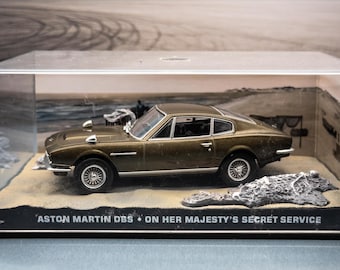 Vintage James Bond Diecast Car Diorama | 007 Film Collectibles | Gift for Collectors