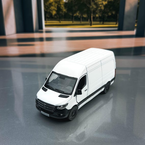 メルセデスベンツ スプリンター | ライセンス取得済みダイ