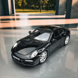 Porsche 911 Carrera S | Licensed Porsche Die Cast Model Car | Original Porsche Diecast | Scale 1:24 | Gift