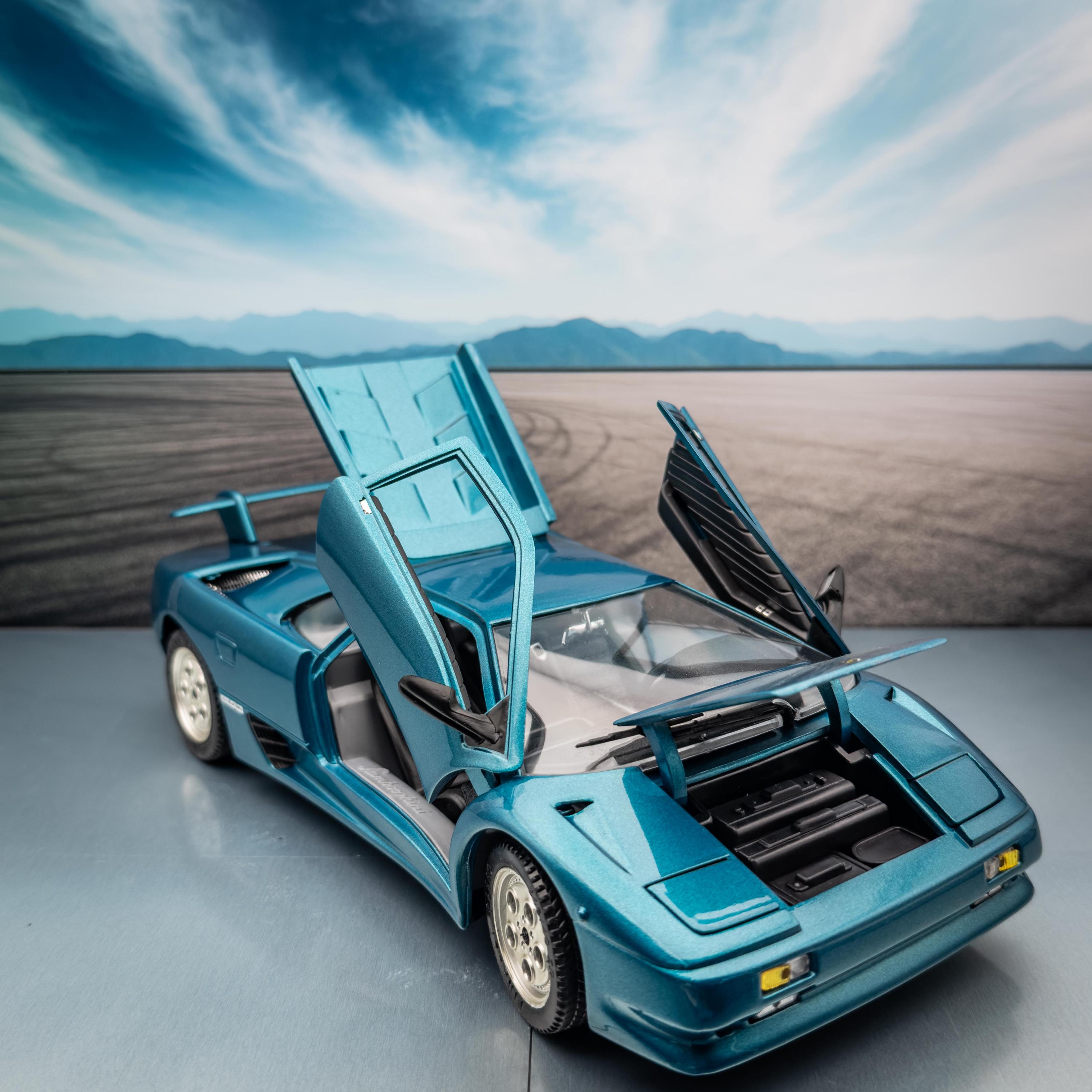1990 Lamborghini Diablo Diecast Model Car | 1:18 Scale, Vintage