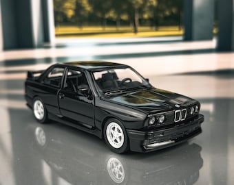 BMW M3 E30 Serie 3 1987 Noire - Miniature 1/18 Minichamps (collection, Boîte Fermée)