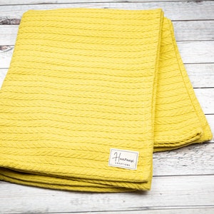 Soft Pique 80x105 cm | Yellow | 100% Organic Cotton Unisex Blanket | Medium Thickness