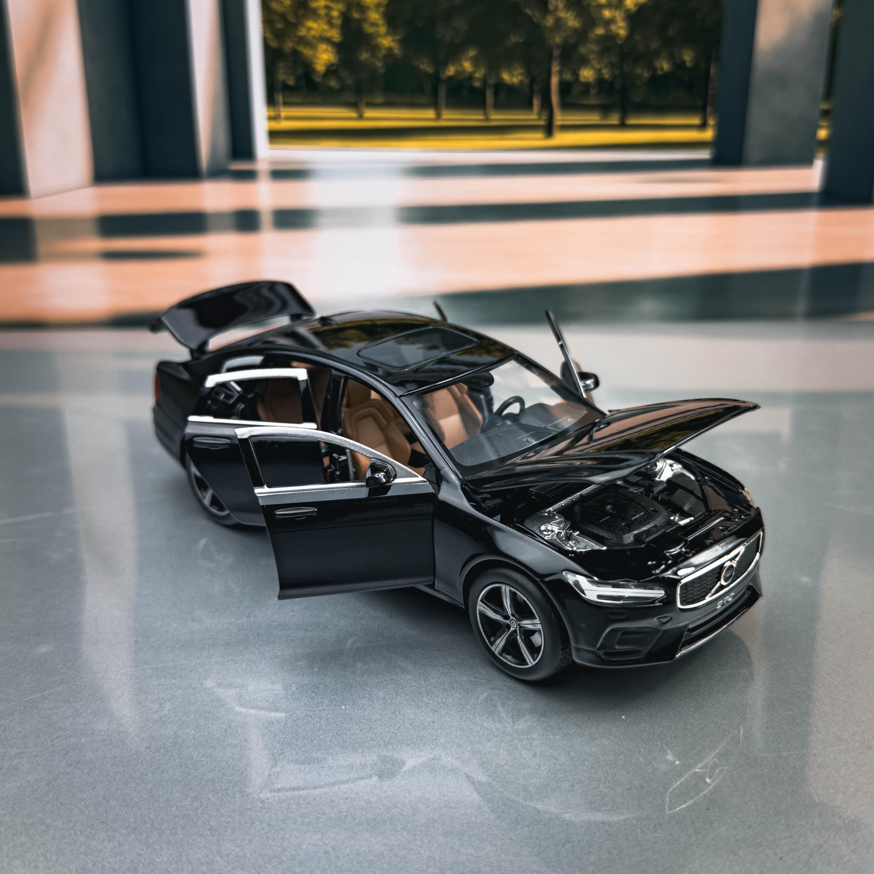 Volvo S90 | Diecast Model Car | Licensed Original Volvo | Scale 1