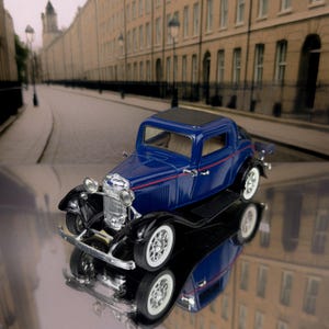 1932 Ford 3 Window Coupe | Diecast Model Car | Scale 1:32 | Authentic Model Car  | Gift