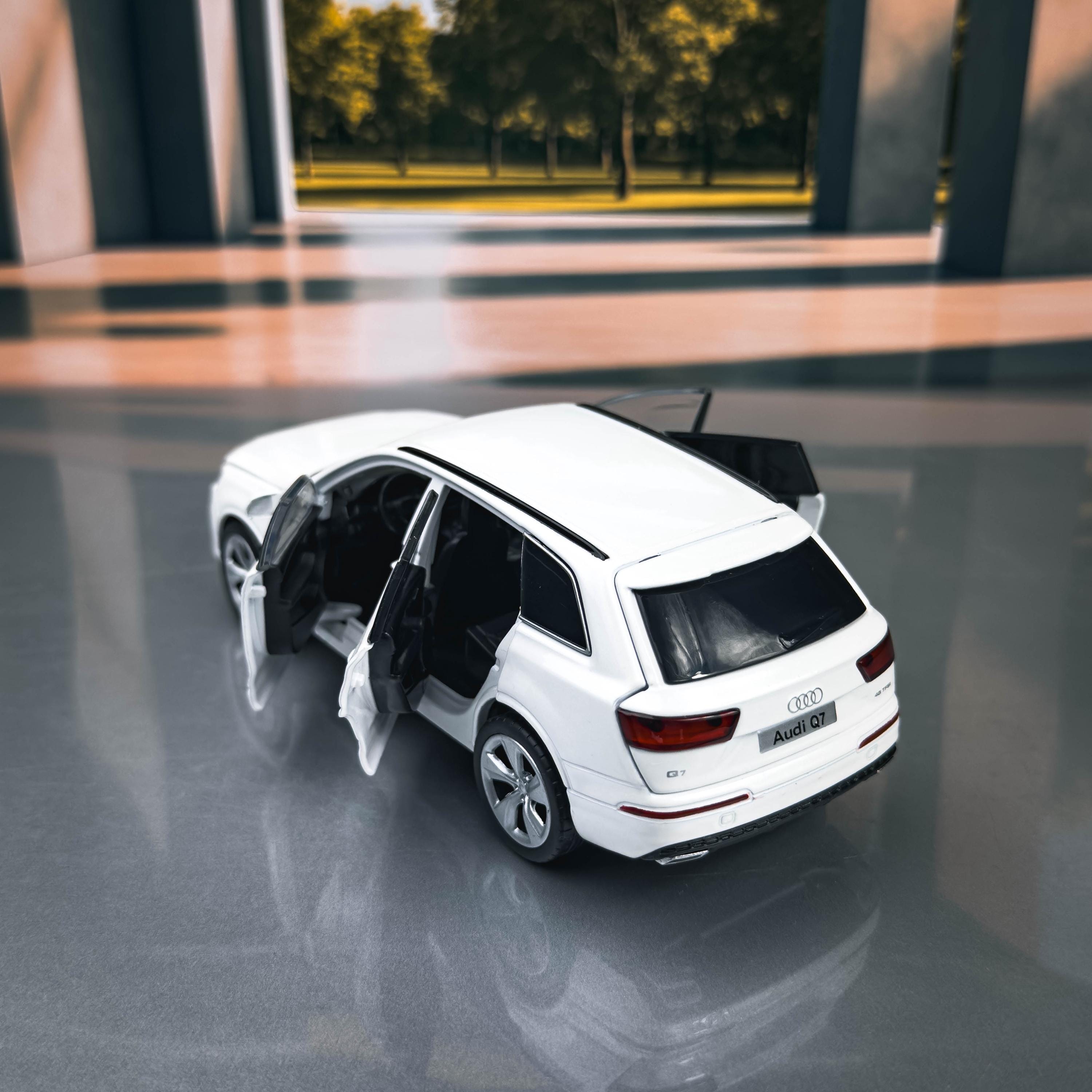 Audi Q7 | Licensed Original Diecast Metal Car | Audi Die Cast