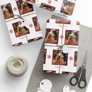 Anpassat omslagspapper för husdjursfoton, personligt hundfoto och namn julklappsinslagning bild 9