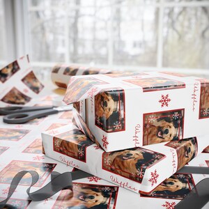 Anpassat omslagspapper för husdjursfoton, personligt hundfoto och namn julklappsinslagning bild 3