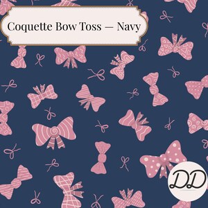Patrón sin costuras Coquette Bow / Lazos rosas estampados sobre fondo azul marino / Estampado estilo cottagecore femenino / Uso comercial