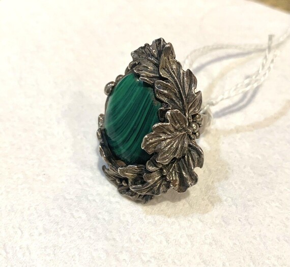LARGE Malachite Silver Ring Framed with Leaves Si… - image 1