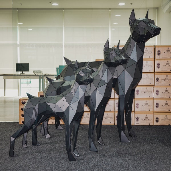 3D Metal Doberman Sculpture: Modern Geometric Dog Art
