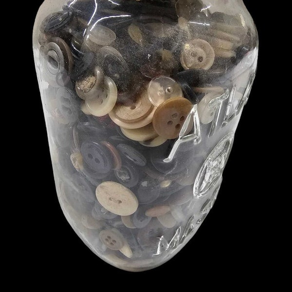 Vintage Buttons Quart Sized Atlas Canning JAR Full