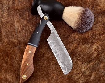 Handmade Damascus Steel Straight Razor with Cow Horn & Rosewood Handle
