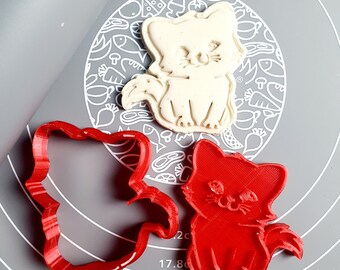 Baby Cat Cookie Cutter - Fondant Cutter Outline - Cookie Cutter + Stamp