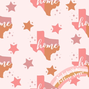 Puede incluir: Un patr&oacute;n sin costuras que presenta contornos rosas y naranjas del estado de Texas con la palabra "home" escrita en su interior. El patr&oacute;n se repite sobre un fondo blanco con estrellas rosas y naranjas.