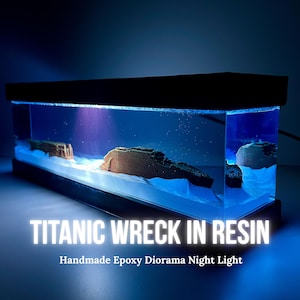 Handmade Underwater Titanic Shipwreck Diorama & Night Light - Epoxy Resin Art, Unique Marine Decor, Glow-In-The-Dark Ocean Scene