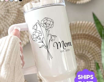 Personalized Mom tumbler Custom Mama Est 2025 Tumbler Personalized Mom Gift Custom Birthflower Cup New Mom Pregnancy Announcement Gift