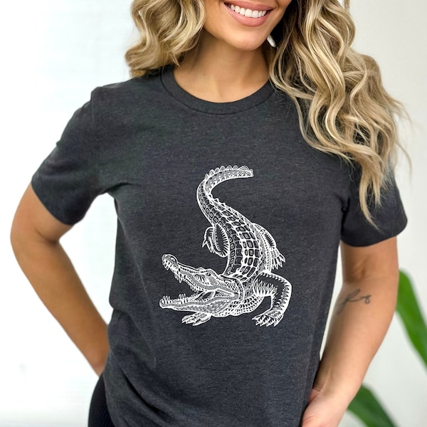 Crocodile Tshirt, Animal Crocodile T-Shirt, Animal Tshirt, Wild Alligator tee, Funny Animal Shirt, Animal Lover Shirts, Crocodile Lover Tee