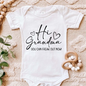 Hi Grandma Baby Bodysuit, Grandma Pregnancy Announcement, Grandma To Be Gift, Grandma Baby Bodysuit, Pregnancy Announcement, Baby Reveal