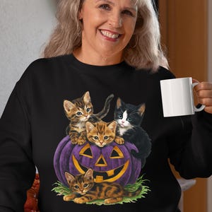 Vintage Halloween Cat Sweatshirt, Cute Retro Kitten Pumpkin Tee, Spooky Season Crewneck, 90s Fall Aesthetic Sweatshirt, Gift for Halloween