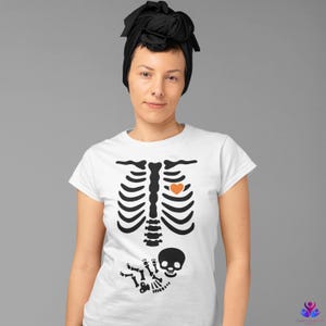 Skeleton Halloween Maternity Shirt Funny Pregnant Costume Fall Baby Announcement Tee Mommy to Be Gift New Mom Gift
