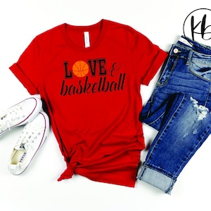 Camiseta Love & Basketball Fashion. Camiseta de Moda Unisex. Regalo de amor y camiseta de baloncesto. Regalo para los aficionados al baloncesto. Regalo para la hija. Regalo para mamá.