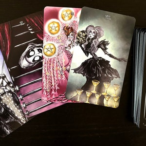 Hannah&#39;s Goth Haus Gothic Fantasy Drag Tarot Deck - Full Deck (78 Cards)