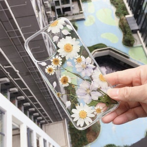 Real pressed flower white daisys phone case for iPhone 17 16 15 14 13 pro max 16e, Google Pixel 10 pro, Samsung S24 S25 plus Ultra z flip 7