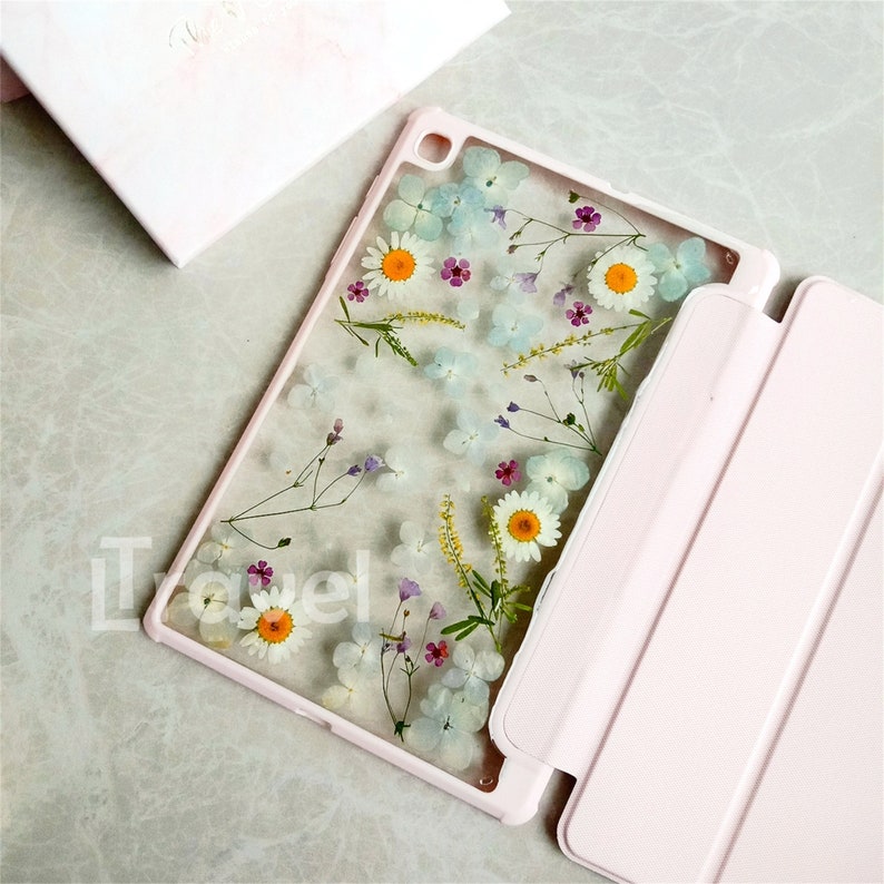 Real Pressed Daisy Light Blue Flower Case for Samsung Tab S11 S10 S9 S8 ...