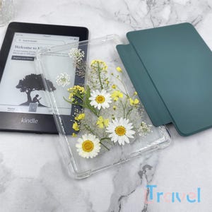 White daisy yellow Alyssum flower case for Kindle Colorsoft 7&#39;&#39;,Kindle Paperwhite 12th 11th 10th gen, Kindle 6&#39;&#39; 2024 2022, Oasis 2019 7&#39;&#39;